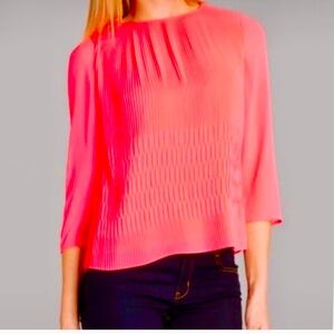 NWT Ted Baker Gyda Blouse Sz 1 US 4
Coral Bright Pink Pleated Chiffon 3/4 Sleeve
